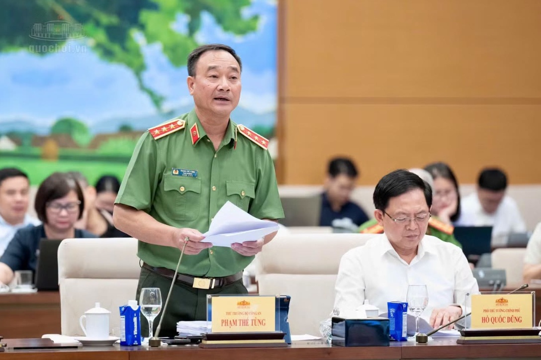 Hơn 1,7 triệu dữ liệu cá nhân bị rao bán: Ai đang đứng sau những “kho dữ liệu” này?