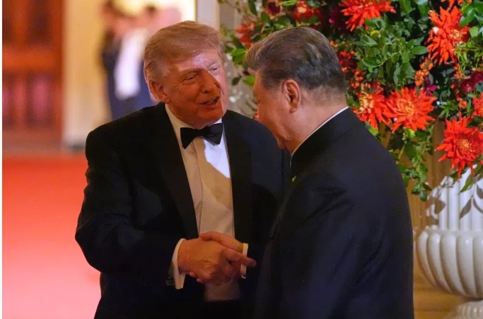Đại sứ Mỹ nói ông Trump ngỏ ý bán vũ khí cho Trung Quốc