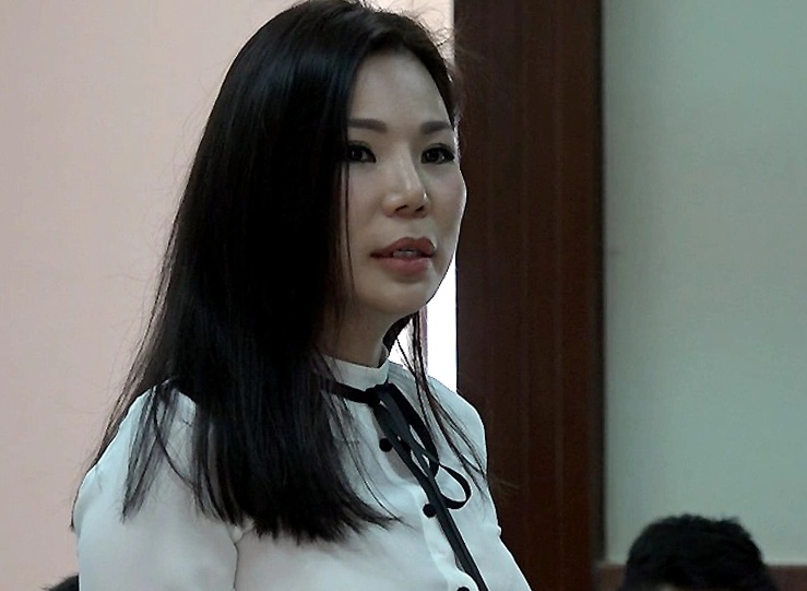 Bà Hồng Ngọc đòi bác sĩ Chiêm Quốc Thái chia 454 tỷ đồng