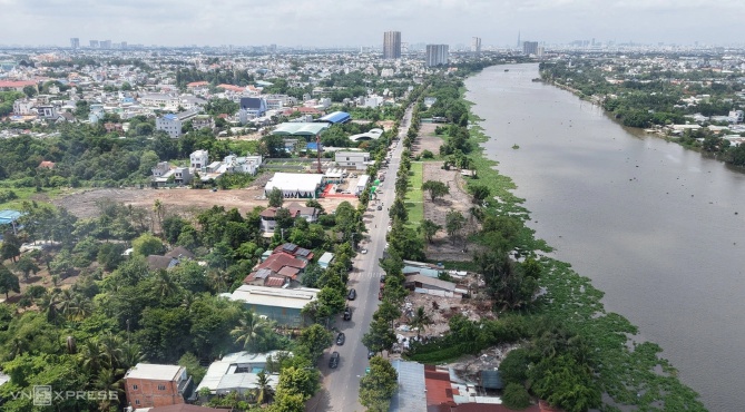 Căn hộ ven sông ngày càng đắt đỏ