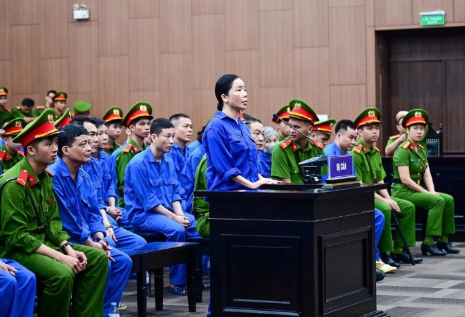 Vợ DJ Thái Hoàng chi 1,4 tỷ đồng 'chạy bệnh án' tâm thần, chồng vẫn lĩnh 16 tháng tù