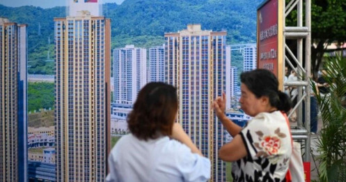 Trung Quốc siết “vòng kim cô” với doanh nghiệp bất động sản