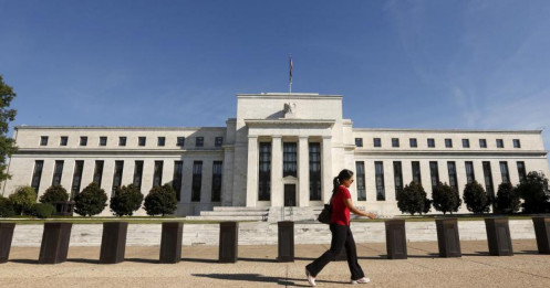 Fed lại vào "tầm ngắm" của Trump