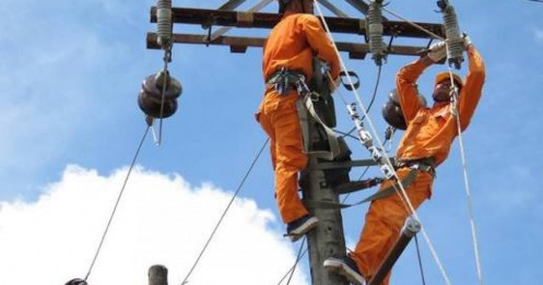 Nhu cầu điện tăng 10%, nguồn có theo kịp?