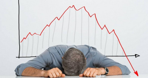 Một cổ phiếu bất động sản liên tiếp nằm sàn, cổ đông muốn “tháo chạy” cũng khó