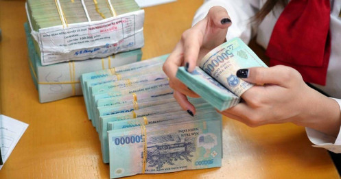 Lãi suất 4,5% có thể neo đến hết 2027?