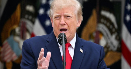 Ông Trump: Ukraine 'đáng hổ thẹn' khi tập kích nhà máy lọc dầu Nga