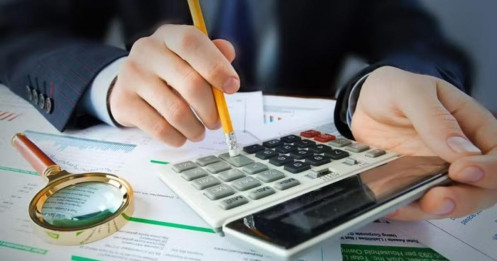 Lương tăng không thắng nổi giá cả