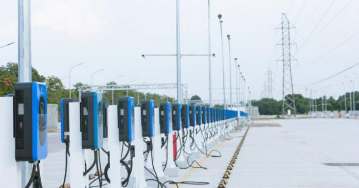 Đưa vào hoạt động siêu trạm sạc VinFast quy mô hơn 1.000 xe tại Hà Nội