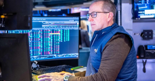 Nasdaq Composite giảm 2.6%, mạnh nhất kể từ tháng 6