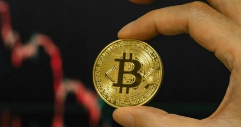 Bitcoin còn trụ được mốc 80.000 USD?