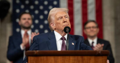 Ông Trump dọa tung đòn thuế 50%