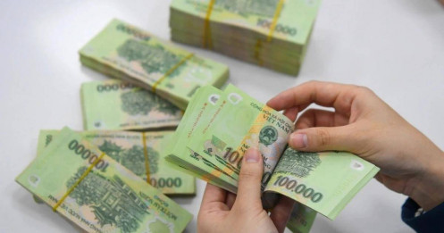 NHNN hút ròng gần 9.900 tỷ đồng giữa làn sóng giảm lãi suất: Thanh khoản ngân hàng đang thay đổi thế nào?