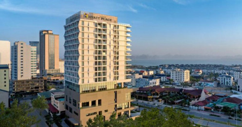 Doanh nghiệp đứng sau Hyatt Place Hạ Long hút 1,200 tỷ đồng trái phiếu sau khi đổi ngành chính sang khách sạn