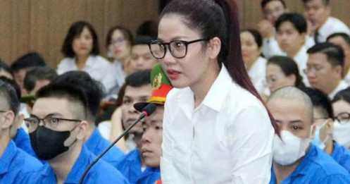 “Bóng hồng” của Mr Pips nói bạn trai “mắc bệnh” mua sắm mỗi khi hưng phấn
