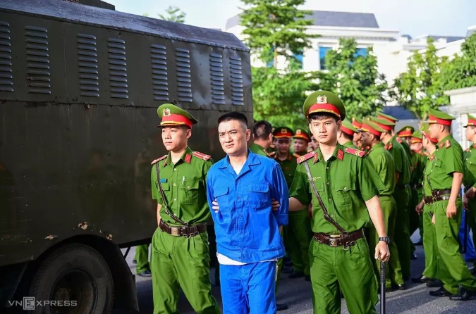 Nhân viên Viện pháp y tâm thần: Nhận tiền của tội phạm trong 'mệt mỏi và áp lực'