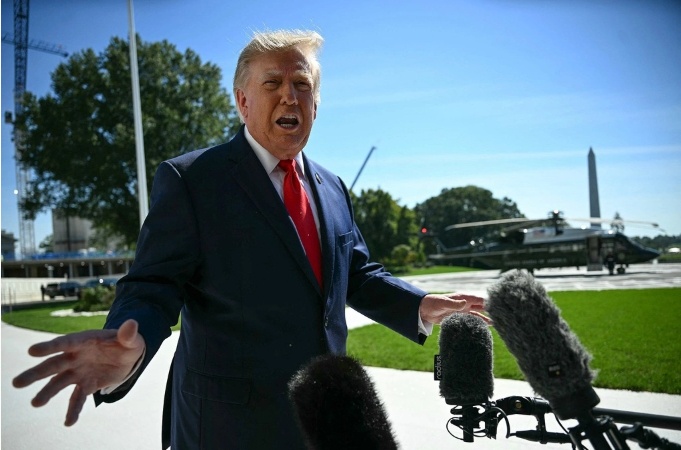 Ông Trump: Cơ phó flydubai có thể liên quan Iran