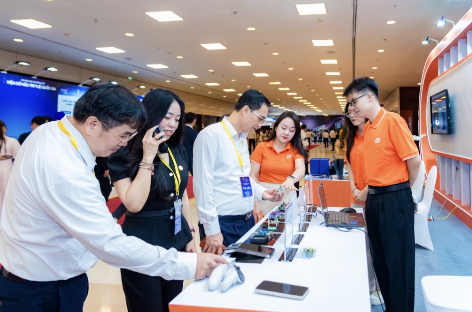 FPT trình diễn năng lực làm chủ công nghệ chiến lược tại Ngày hội Đổi mới sáng tạo quốc gia 2026