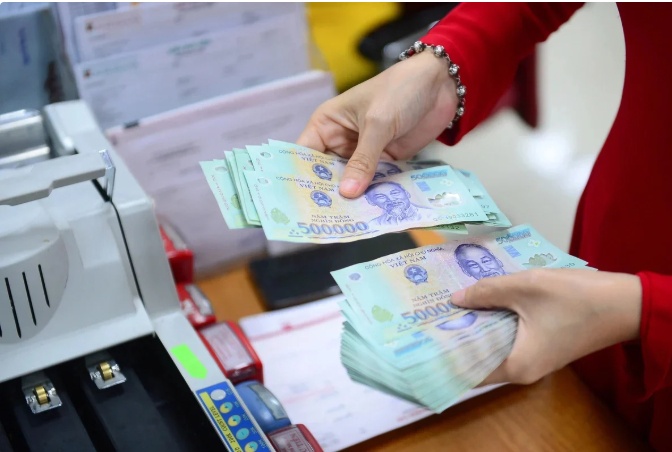 Xuất hiện lãi suất cho vay 18,5%: Thực hư ra sao?