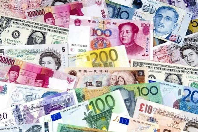 Khủng hoảng chưa đến, dư địa đã cạn