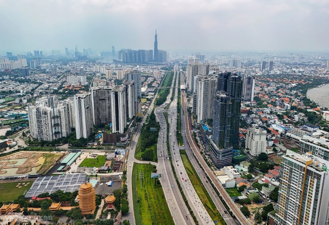 'Cần giảm xây nhà cao cấp để tránh khủng hoảng thừa'