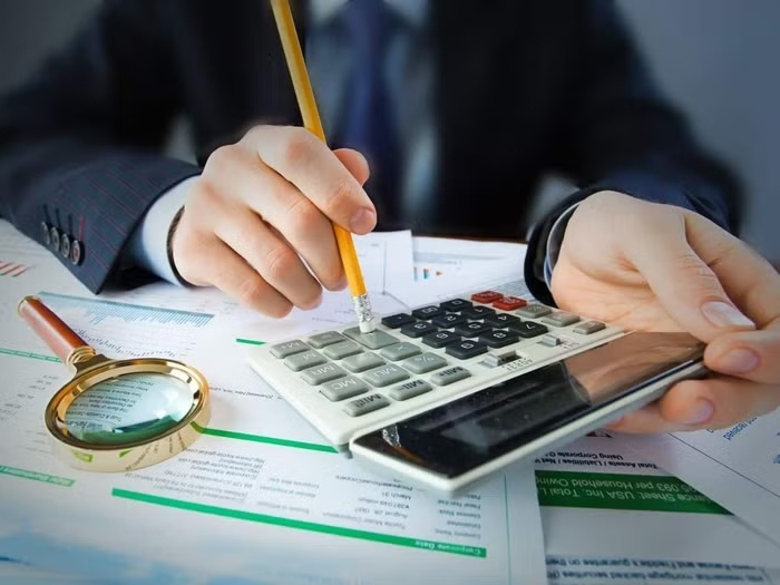 Lương tăng không thắng nổi giá cả