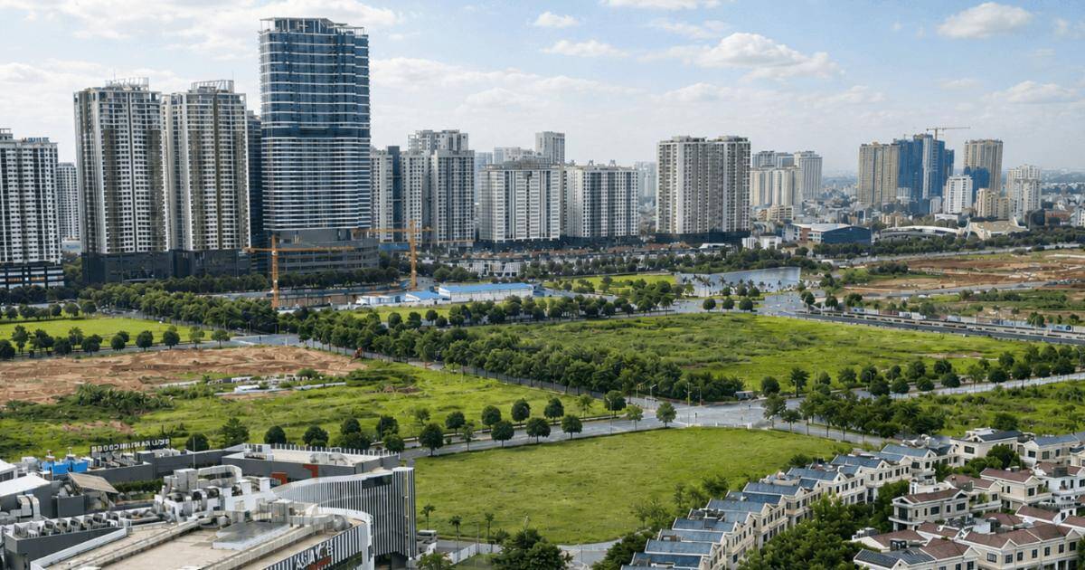 Bất động sản "mắc kẹt" trong dòng tiền