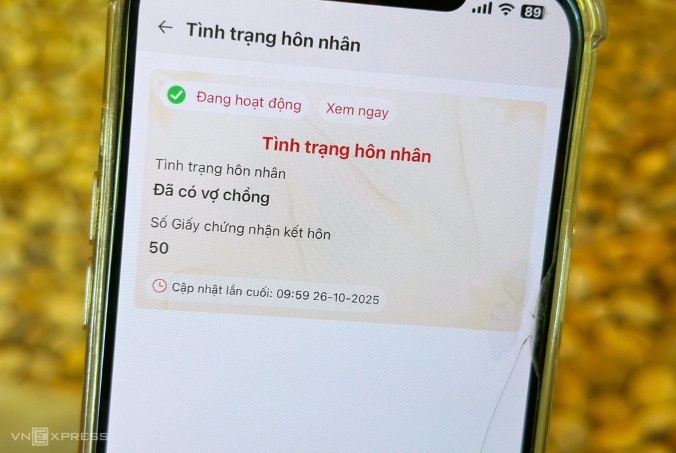 Vì sao đã ly hôn nhưng VNeID vẫn hiển thị 'đang có vợ chồng'?