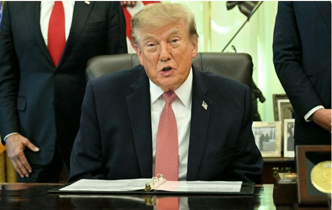 Ông Trump hối thúc ông Zelensky đạt thỏa thuận với Nga