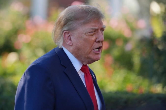 Ông Trump: Hòa bình đang gần Ukraine hơn bao giờ hết