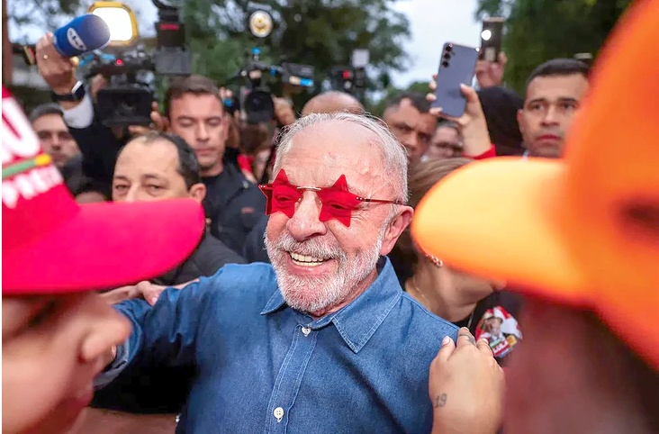Điều gì xảy ra với chứng khoán Brazil sau chiến thắng của ông Lula?