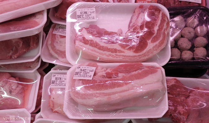 Thịt heo Việt đắt hơn hàng nhập khẩu