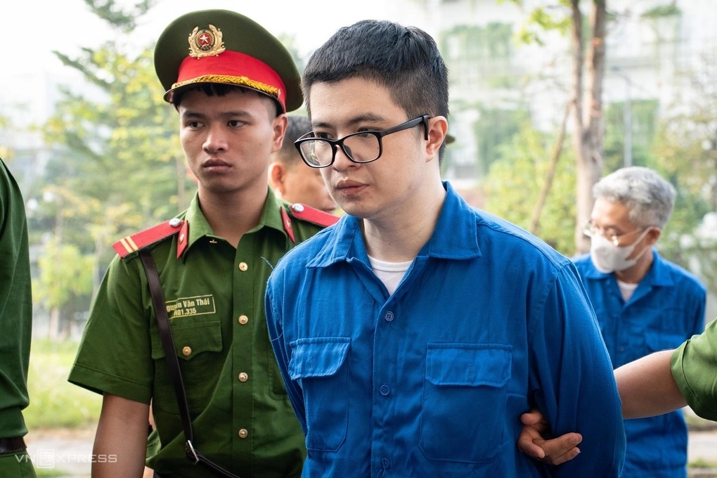 Mr Pips khai "biến tất cả nhà đầu tư thành con bạc" trên sàn ngoại hối ảo