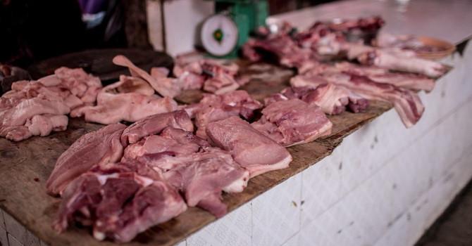 Bloomberg nhận định Việt Nam chuẩn bị đối đầu với khủng hoảng thiếu thịt lợn