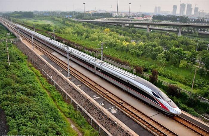 Hải Phòng muốn sớm xây dựng đường sắt cao tốc với Vân Nam, Trung Quốc