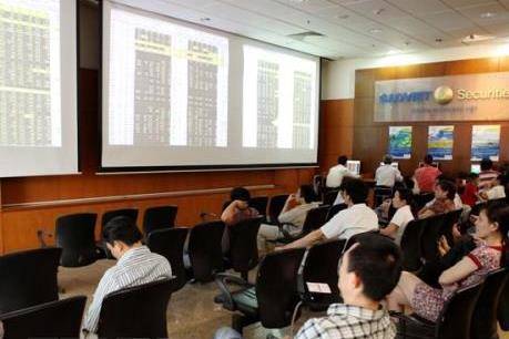 Chứng khoán ngày 6/6: Điểm sáng cổ phiếu dầu khí