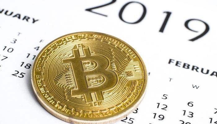 Giá Bitcoin vượt 10.000 USD lần đầu tiên sau hơn 1 năm