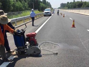 Cao tốc Đà Nẵng - Quảng Ngãi nghìn tỷ đồng lại lún