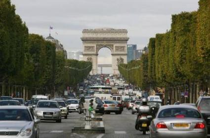 Paris cấm toàn bộ ô tô cũ chạy dầu diesel tại trung tâm