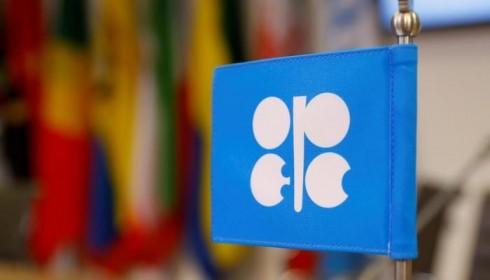 OPEC+ tính siết sản lượng khai thác dầu đến hết 2019
