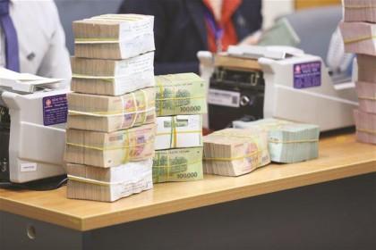 “Sóng gió” lãi suất liên ngân hàng: Thách thức cho chính sách tiền tệ