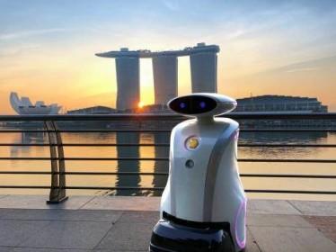 LionsBot sẽ đưa hàng trăm robot dọn vệ sinh vào làm việc tại Singapore