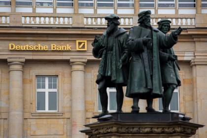 Giữa lúc mạnh tay tái cấu trúc, Deutsche Bank ghi nhận lỗ ròng 3.51 tỷ USD