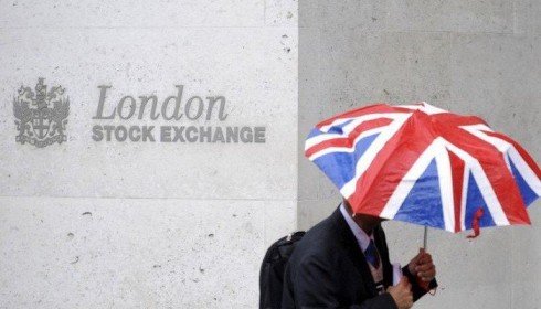 Sàn chứng khoán London muốn chi 27 tỷ USD mua công ty dữ liệu tài chính Refinitiv