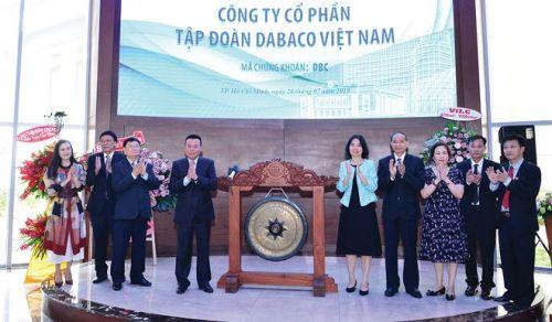 Niêm yết không phải “chiếc đũa thần“