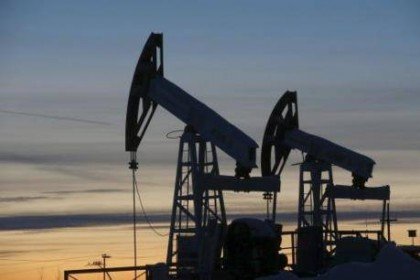 Tranh chấp thương mại Mỹ-Trung đẩy giá dầu thế giới đi xuống tuần qua