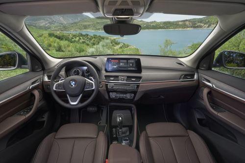 BMW X1 2020 chốt giá bán từ 840 triệu đồng tại Mỹ