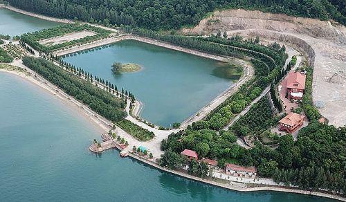 Thêm một đại công trường xây dựng trái phép trên vịnh Bái Tử Long, Quảng Ninh