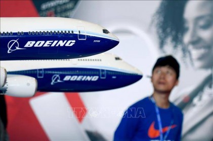 Boeing hoãn bàn giao dòng máy bay thân rộng 777X