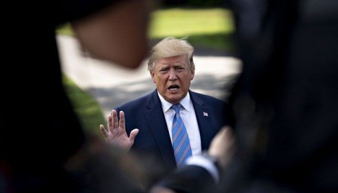 Dấu hiệu suy thoái hiện rõ, ông Trump lại “nổi đóa” với FED